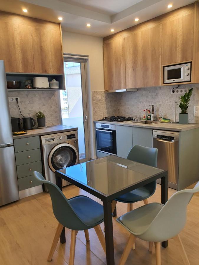 Tony'S Suite With Parking Афины Экстерьер фото